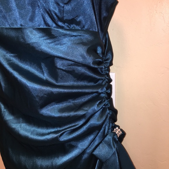 Cindy USA prom brides maid special occasion dress - Picture 3 of 6